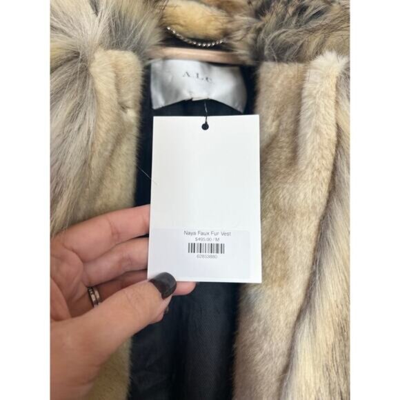 NWT A.L.C. Naya Faux Fur Vest  Point Collar And Sleeveless Brown Coyo Sz: Medium - Picture 5 of 7